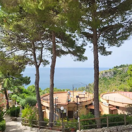 Sapore Di Mare Apartment
